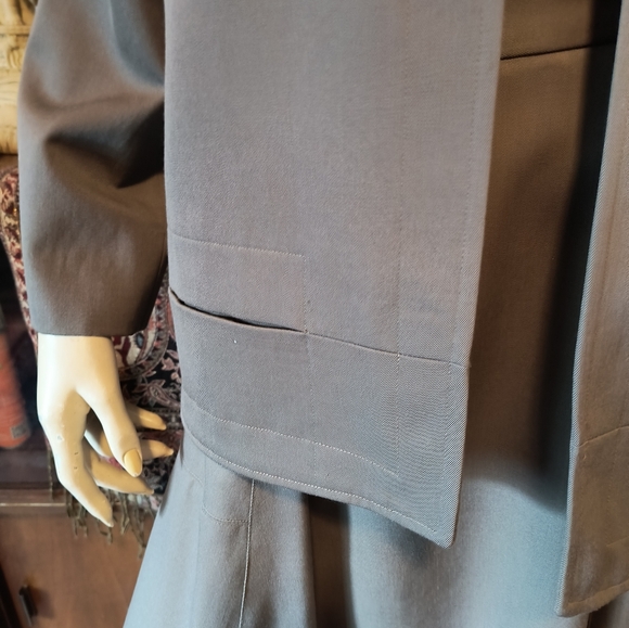 Linda Allard for Ellen Tracy Wool Skirt Set 2 pc. Neutral Khaki - Picture 6 of 11